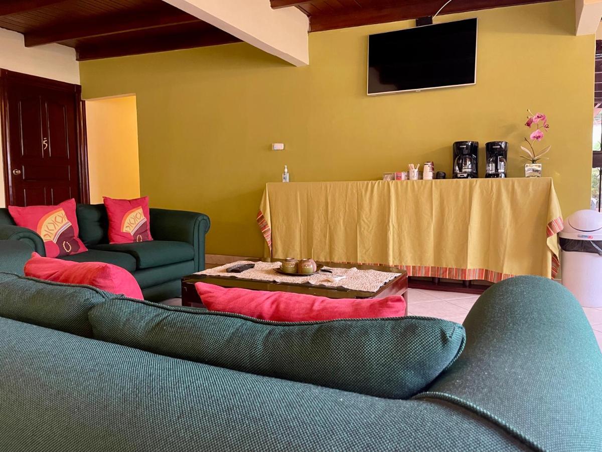 Sofia'S B&B Hostal Boutique パナマ・シティー エクステリア 写真